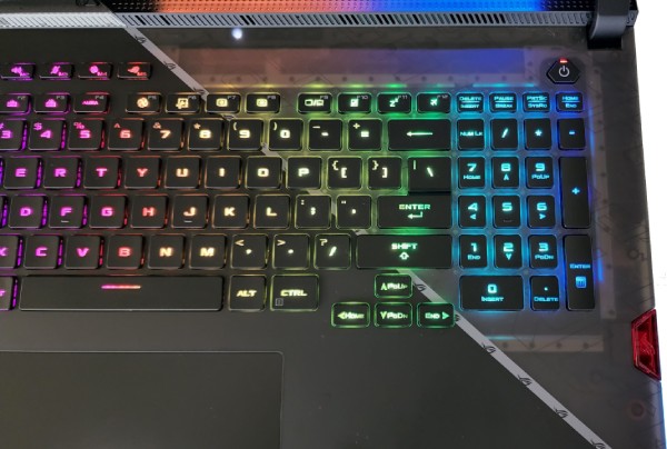 asus-strix-scar-g733cx-keyboard