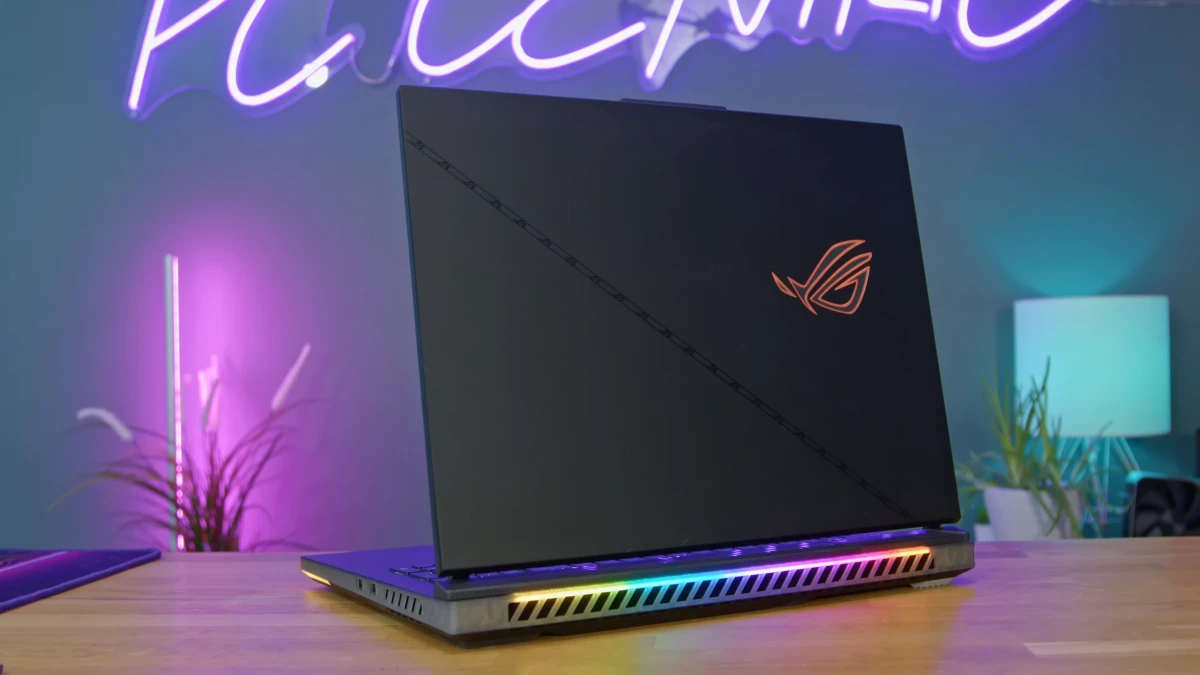 لپ تاپ 18 اینچی Asus ROG Strix Scar 18 G834JY