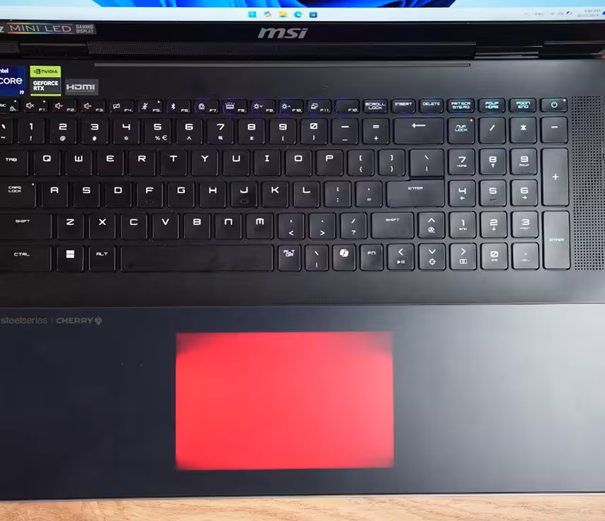تاچ پد لپ تاپ ام اس آی Titan 18 HX A14VIG