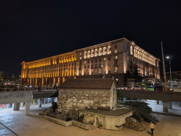 Infinix Note 50 Pro 4G camera in night 2