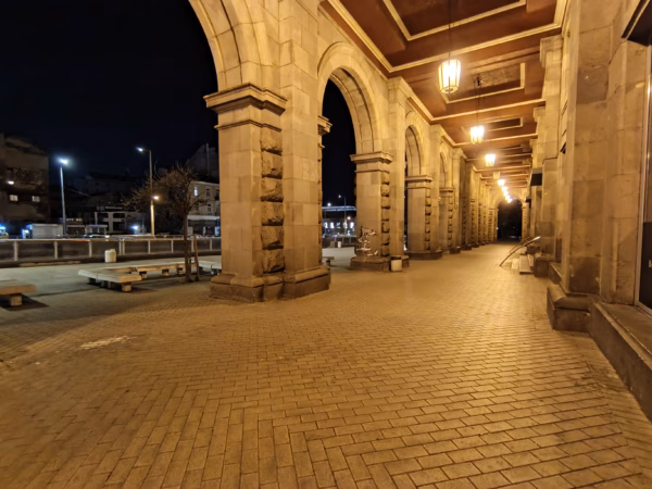 عکس با دوربین اولترا واید اینفینیکس نوت 50 پرو در شب