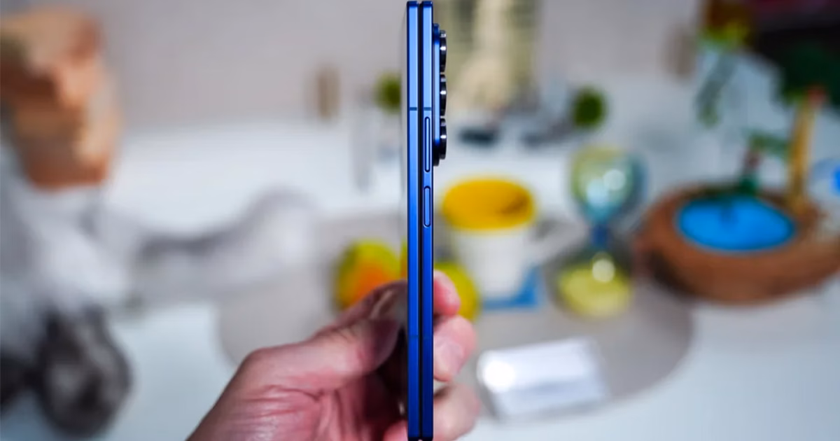 طراحی باریک گوشی z fold 7 