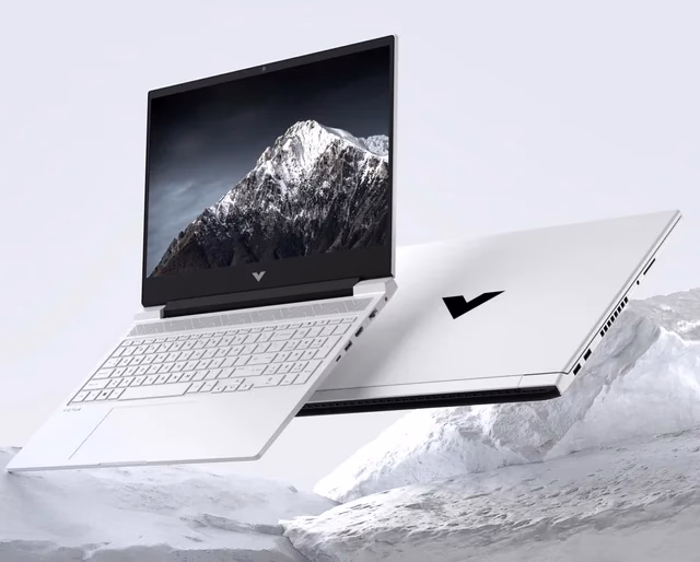 اچ پی در سری ویکتوس رنگ نقره ای