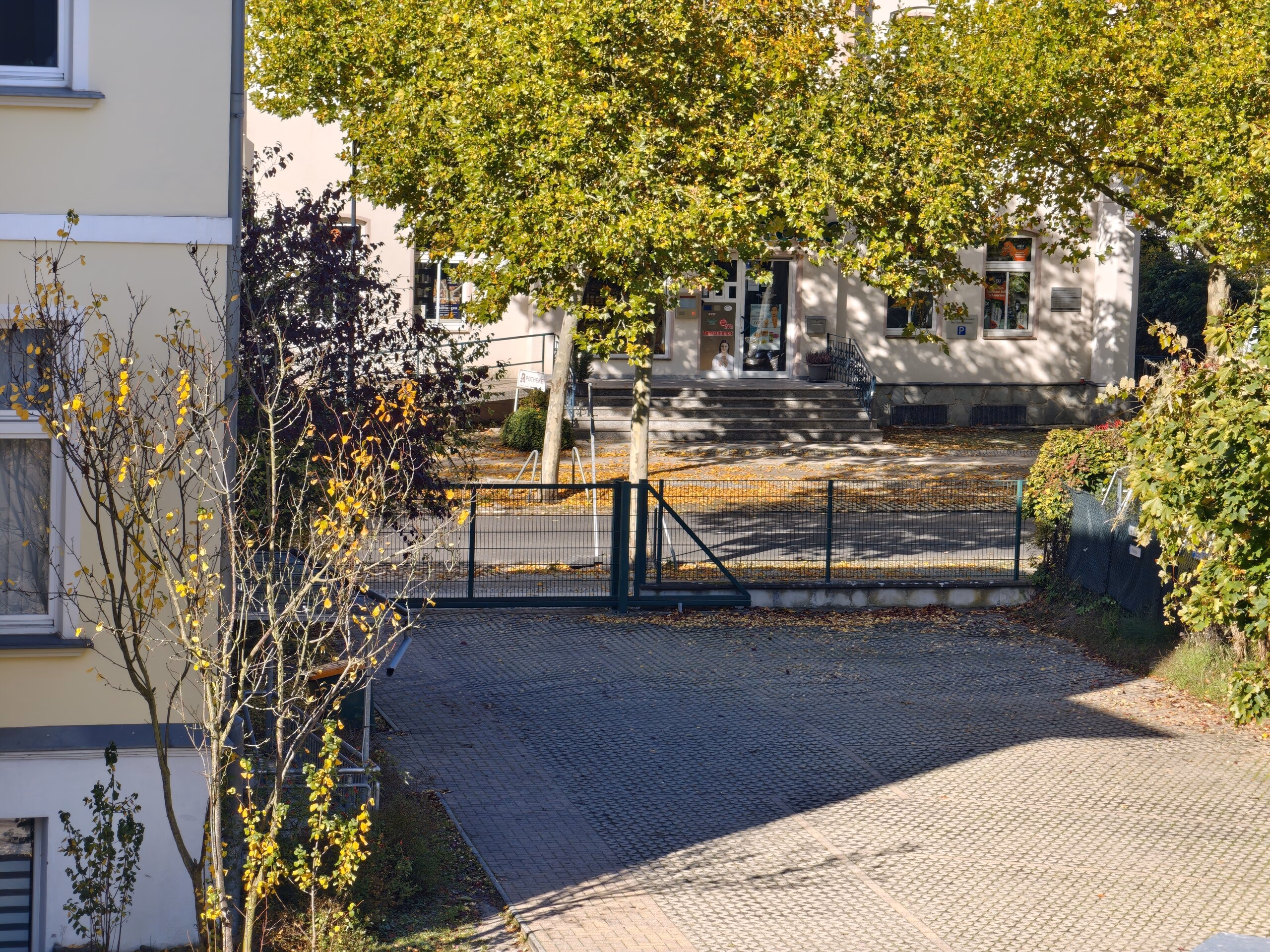 زوم 5x دوربین گوشی شیائومی ۱۷ پرو