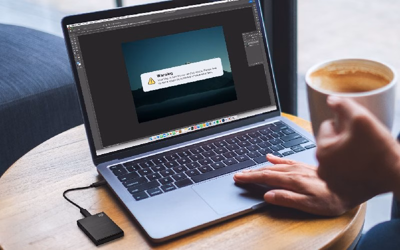 روش های مشاهده و اتصال فلش مموری به مک‌ بوک