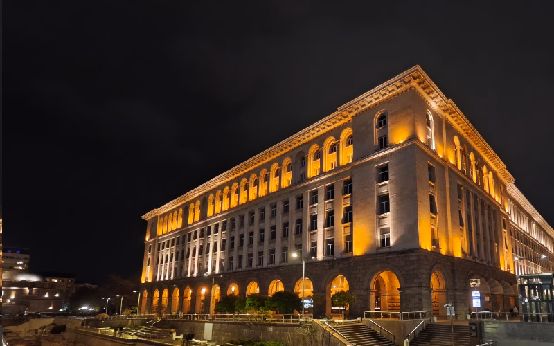 Poco F8 Pro در مقابل Poco F8 Ultra: نبرد پرچمداران اقتصادی شیائومی! 16 کیفیت دوربین در شب